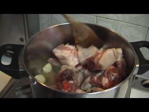 Suntature di maiale al sugo (video ricetta n° 034)