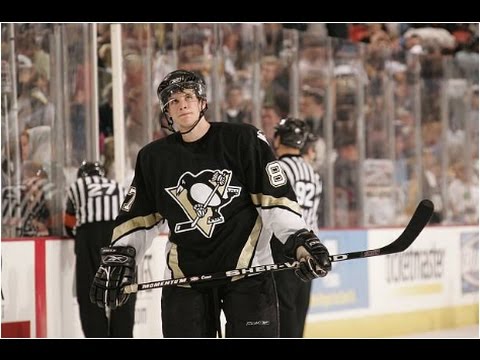 Sidney Crosby's First NHL Goal - Oct 8th 2005