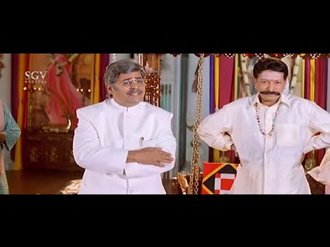 Meena Shocked to see father massive Respects to Dr.Vishnuvardhan | Simhadriya Simha Movie Best Scene