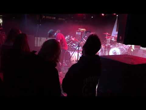 Hammerhedd Live Aftershock Opening for Havok (lost version)