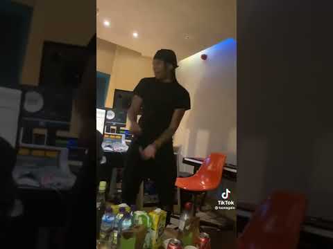 Funny #cgm Digga D and Sav’o vibing to unreleased songs😂😂