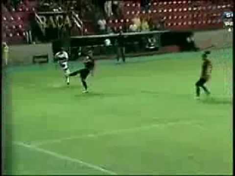 Gol de Pipico Sport 3 x 2 Atlético GO   Série B Brasileiro 2013