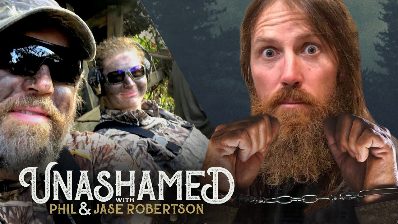 Ep 188 | Fact-Check: Phil Is Not a CBD Oil CEO, Women Who Hunt & How Jase Ended Up in Handcuffs