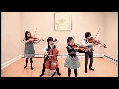 VIDEO! Nu c&acirc;ntă coveruri de la Sia sau Ed Sheeran, dar au &icirc;ntre 6 și 10 anișori și m&acirc;nuiesc perfect arcușul: Patru copii adorabili au cucerit lumea cu această &rdquo;c&acirc;ntare&rdquo;