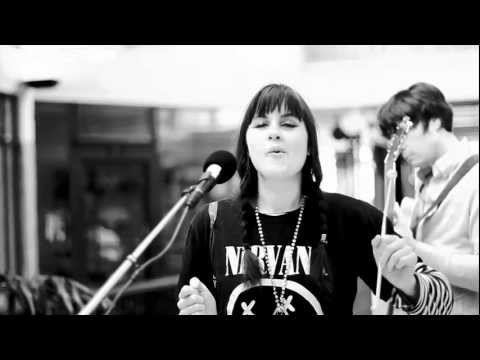 95bFM Breakfast Club: Princess Chelsea - Frack