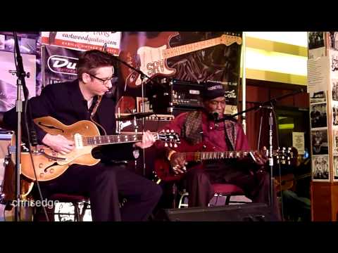 HD - Guitar Geek Festival 2010 - David "Honeyboy" Edwards - Baby You Gotta Change Your Mind
