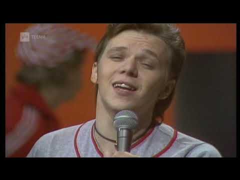 Mikko Alatalo - Rokkilaulaja (Iltatähti 1977)