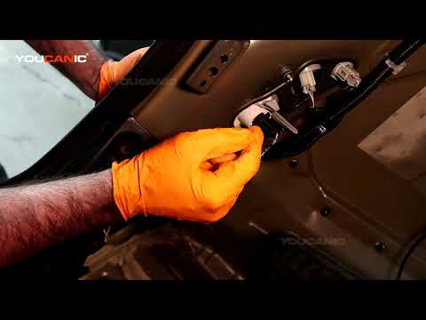 2012-2017 Toyota Camry XV50 Taillight and Brake Light Replacement