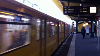 preview picture of video 'BVG U-bahn Berlin line U2 train to Pankow calling at Schönhauser allee station.'