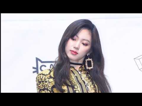 CLC’s Eunbin Talks About Writing Lyrics For The First Time And Learning Pole Dancing