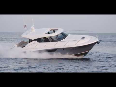 Tiara Yachts 44 Coupe video