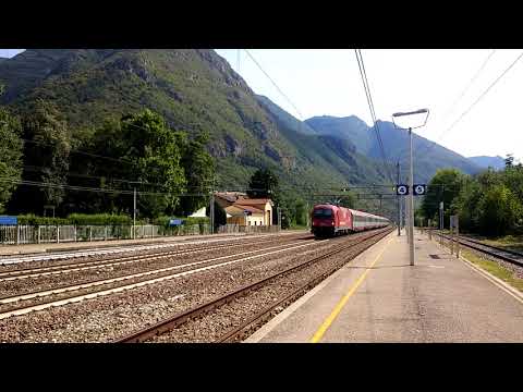 TAURUS OBB E.190 012 TITOLARE DELL' EUROCITY IN TRANSITO A PERI. (VR) 17 - 8 - 2017