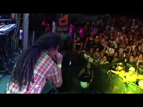 I-Nesta feat SoldJah Band  ( Show Gondwana en Panama )