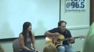 Jenna Jentry visits 93.3 WFLS