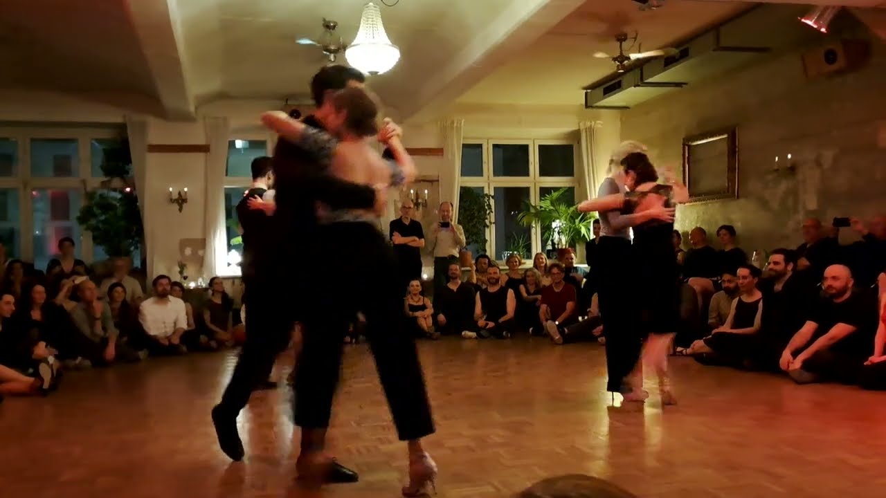 Kira Makarova, Isaure Cathelineau, Esme Page, René Bui, Aurore Chadoin & Sebastián Motter -Mascarita