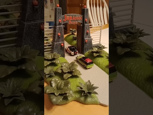 Vídeo relacionado con Jurassic Park 30th Anniversary Grand Opening Sudadera con Capucha