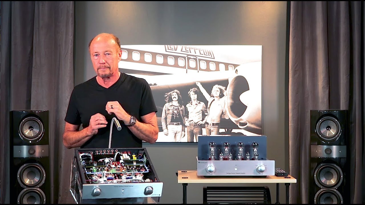 PrimaLuna DiaLogue Premium Integrated Amplifier - An Inside Look