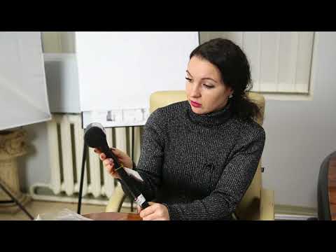 Молоток безынерционный YATO 1300 г, длина 350 мм (YT-4623) Молоток безынерционный YATO 1300 г, длина 350 мм (YT-4623)