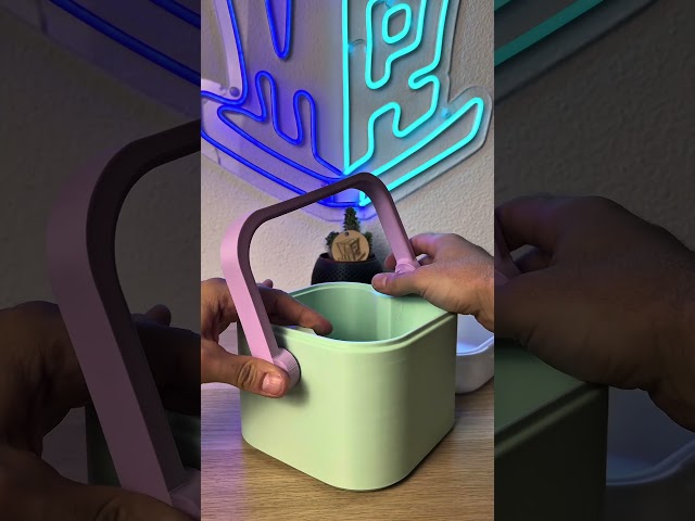 Vídeo relacionado con HELLO KITTY - Porta Merienda Térmico 3D, Nevera para Frío y Calor, Nevera Impermeable, Nevera para Excursión, 25x9x19.5 cm