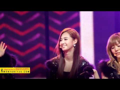 [Fancam] 110120 Yuri SNSD @20th Seoul Music Awards