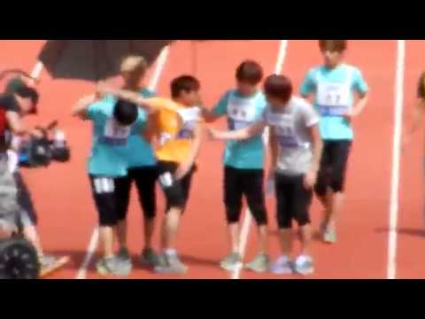 [FANCAM] 110827 Super Junior TO THE RESCUE!!! @ Idol Star Athletics Sports Day