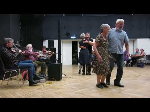 Schottish i C (DK) + Trollhaugen (N) / Tjavsmose Trio