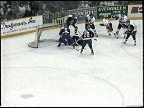 Tri-City Americans vs Kamloops Blazers - shift 1994-95