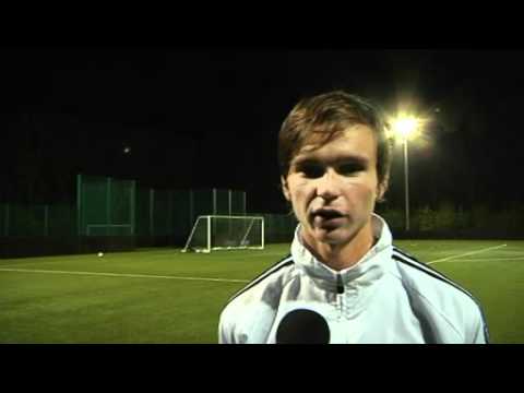 Ole Selnæs foran Aston Villa