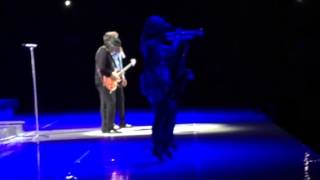 Download lagu Rod Stewart & Carlos Santana playing together in Kansas Cit mp3 Download lagu Rod Stewart & Carlos Santana playing together in Kansas Cit mp3