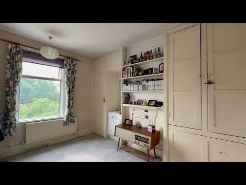 EXTENDED THREE BEDROOM SEMI-DETACHED HOUSE IN SALISBURY WITH GREAT POTENTIAL TO MODERNISE