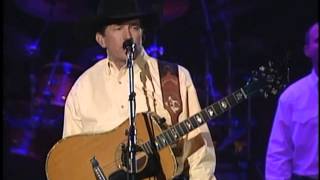 George Strait - She&#39;ll Leave You With A Smile (Live From The Astrodome)