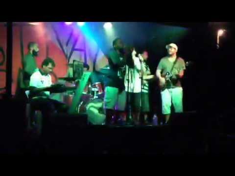 Bambuzal Reggae   Pão e Circo (ao vivo)