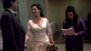 con un trocito de luna (NOVIA CANTANDO AL NOVIO)