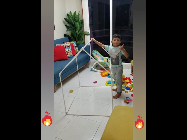 Vídeo relacionado con Tipi Infantil, Casita Infantil Interior para Niños con Luces y Banderas Casa de Juegos Carpa de Princesa Casita de Juegos Grande Regalo con Ventanas para Interior y Exterior Tienda Campaña Infantil