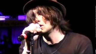 "NON E' FACILE" Villasmundo FABRIZIO MORO 15-5-2011 v.5 LIVE