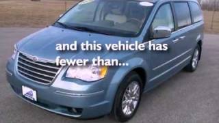 preview picture of video '2008 Chrysler Town Country Oshkosh WI'
