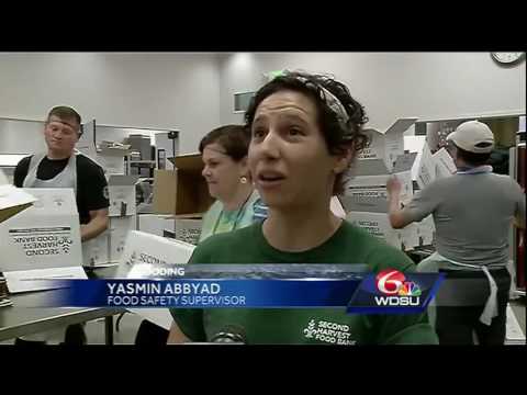 download lagu mp3 mp4 New Orleans Food Bank Volunteer, download lagu New Orleans Food Bank Volunteer gratis, unduh video klip New Orleans Food Bank Volunteer