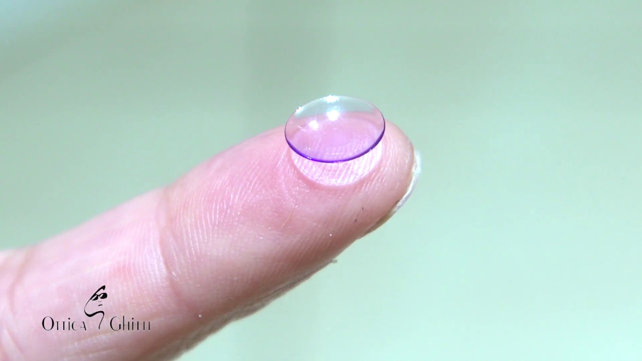 Watch Now Ortocheratologia - Indossare le lenti di notte per non indossarle di giorno. Ora, si può. Ortocheratologia - Indossare le lenti di notte per non indossarle di giorno. Ora, si può.