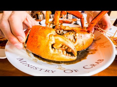 HUGE Street Food Tour of Colombo, Sri Lanka - INSANE SEAFOOD + CURRY w/ GIANT GOD LEVEL MUD CRABS!