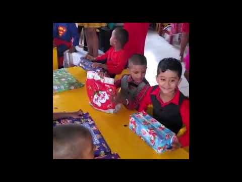 Omran’s Christmas party was lit!!!!! Merry Christmas to one an all❤️❤️❤️❤️