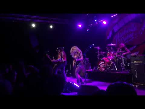 Nashville Pussy - We Want A War - Live