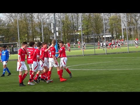 1e poulewedstrijd Kwalificatietoernooi Cordial Cup WV-HEDW JO13-1  -  DOVO JO13-1