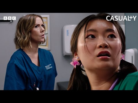 NEW ED Resident Kim's First Big Moments | Learning Curve | Casualty