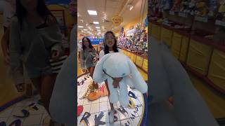 BUYING THE VIRAL GIANT CINNAMOROLL! Is it worth over $100 😫😱 #viral #cinnamoroll #buildabear