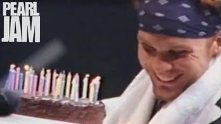 Happy Birthday Jeff Ament!