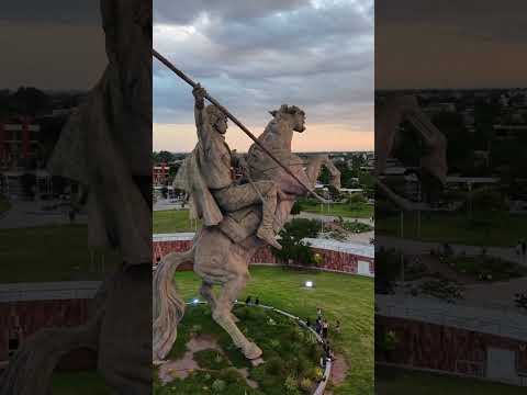 #larioja #facundoquiroga #lariojaargentina #estatuafacundoquiroga