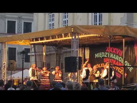 ZESPÓŁ PIEŚNI I TAŃCA „LUBLIN” IM. WANDY KANIOROWEJ