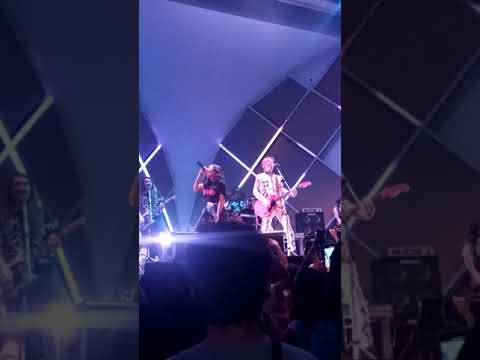 sebastianismos com participação especial da Day: Cicatriza