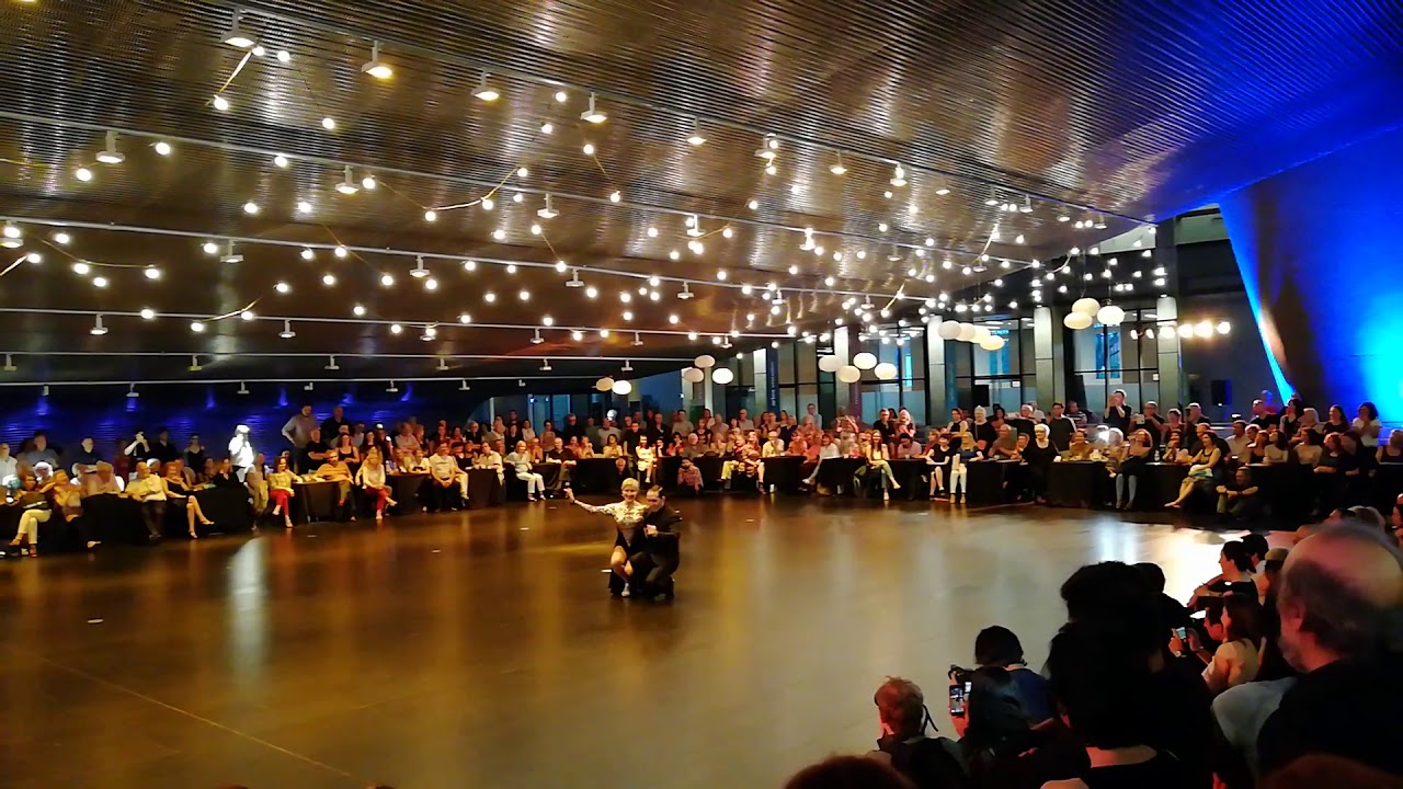 Jonathan Spitel & Aurora Lubiz - "Al Galope"