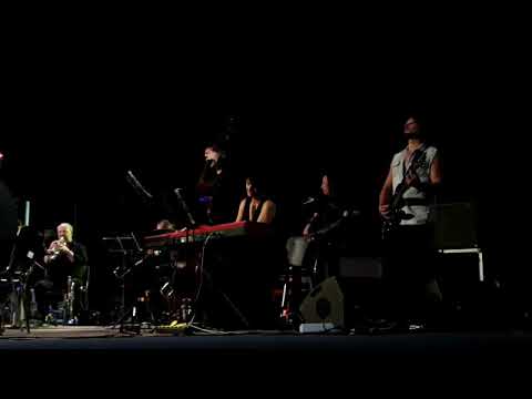 Dan McCafferty & RazamaNAZ Nazareth tribute band & orchestra   Love Hurts.